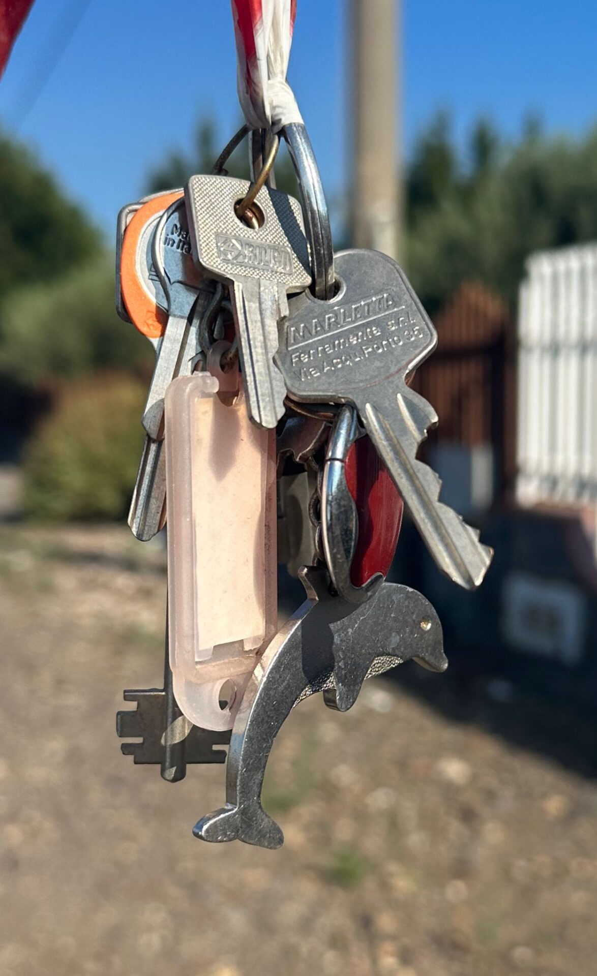 PATERNO’. TROVATI QUESTI CHIAVI A PALAZZOLO