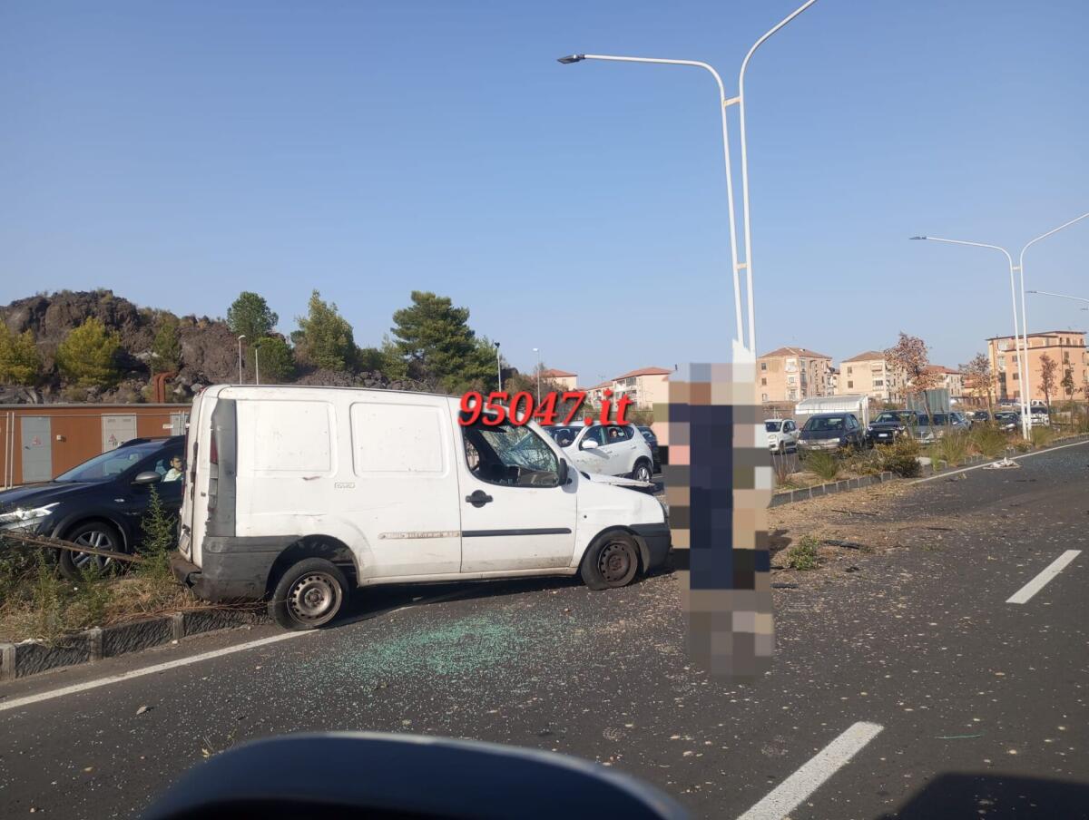 GRAVE INCIDENTE ALLA CIRCONVALLAZIONE DI CATANIA, TRAFFICO IN TILT - 
