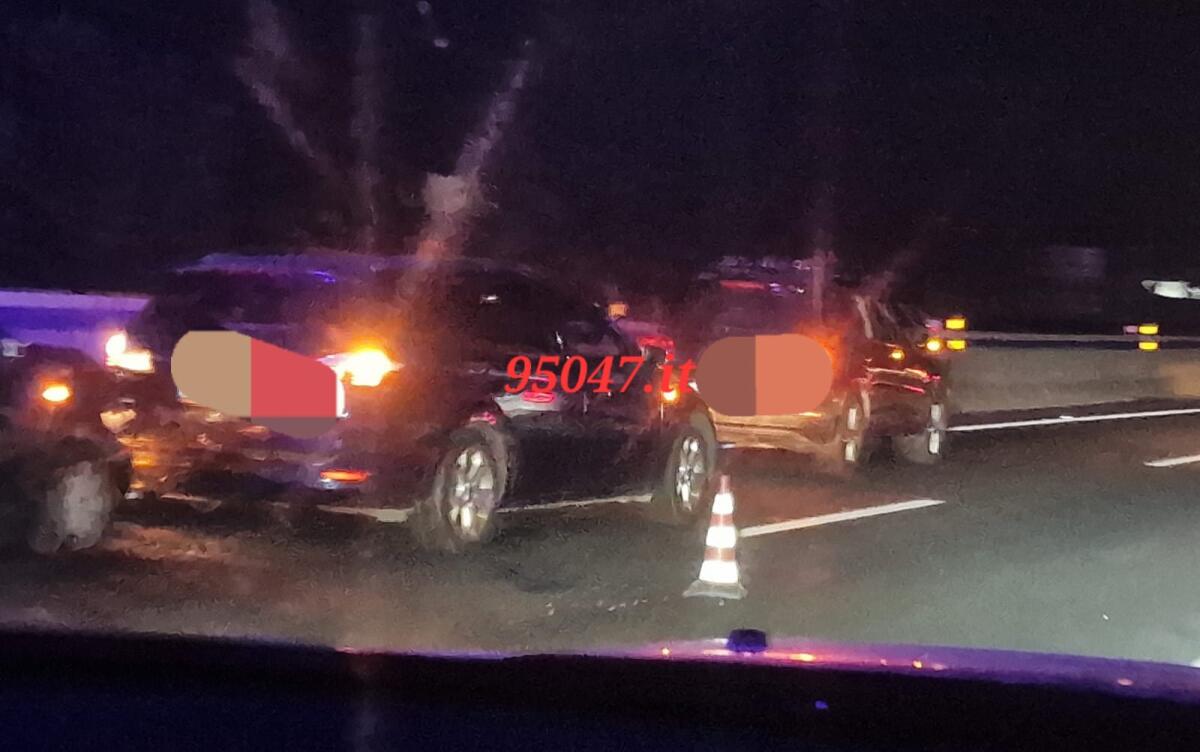 INCIDENTE E LUNGHE CODE SULLA TANGENZIALE DI CATANIA, SOCCORSI SUL POSTO - 