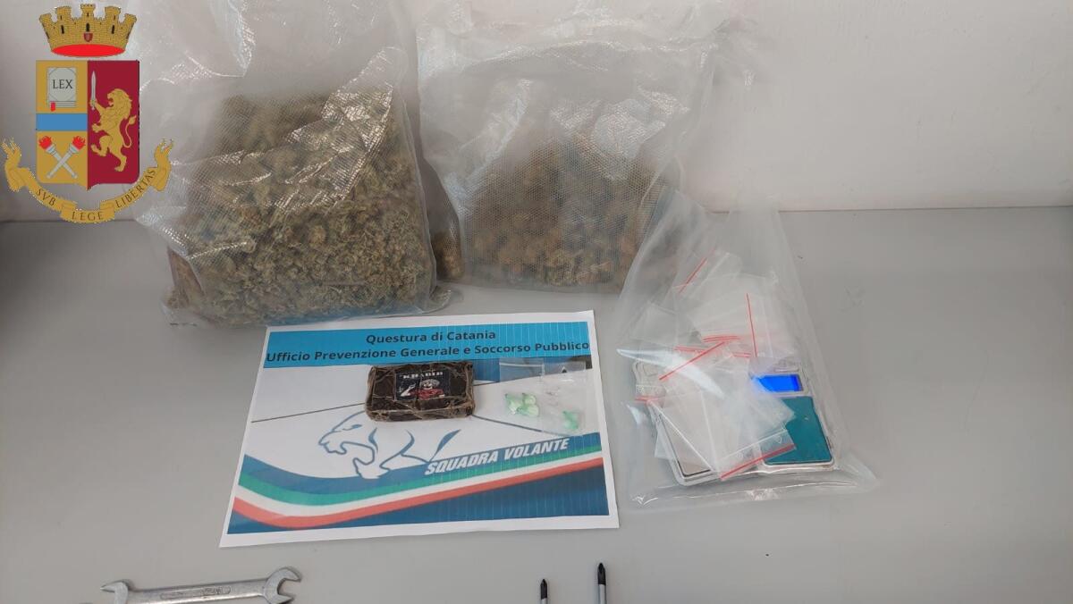 CATANIA. OLTRE TRE CHILI DI DROGA IN UN IMMOBILE ABBANDONATO A SAN BERILLO - 