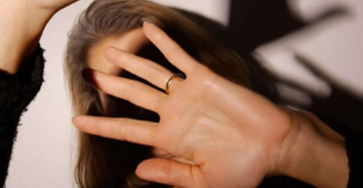 CATANIA. MALTRATTAMENTI E MINACCE NEI CONFRONTI DELL'EX AFFETTA DA PATOLOGIE: ARRESTATO 40ENNE - 