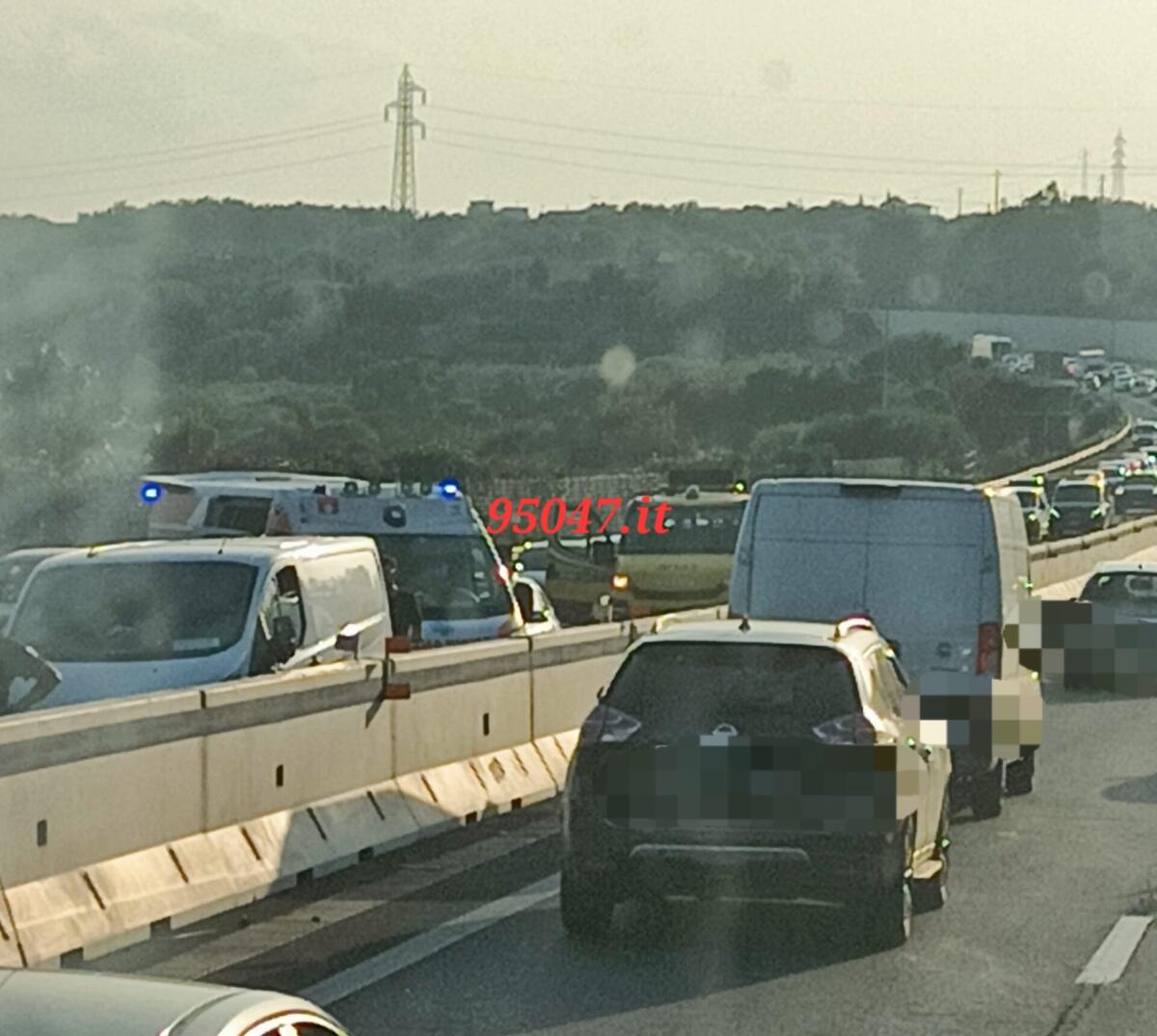 DOPPIO INCIDENTE, TRAFFICO IN TILT IN TANGENZIALE DI CATANIA IN ENTRAMBI I SENSI - 