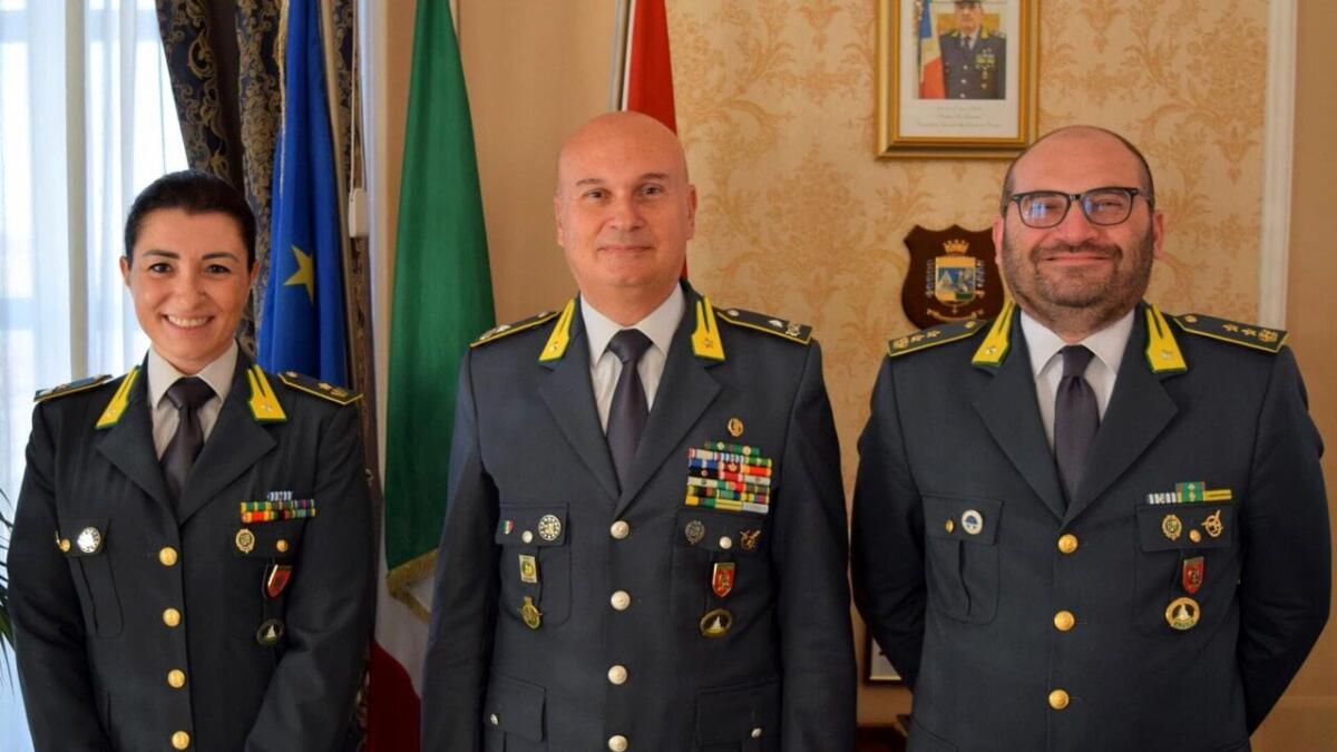 MAGGIORE EMILIA ALTOMONTE PRIMA DONNA AL COMANDO DEL I GRUPPO DELLA GUARDIA DI FINANZA DI CATANIA - 