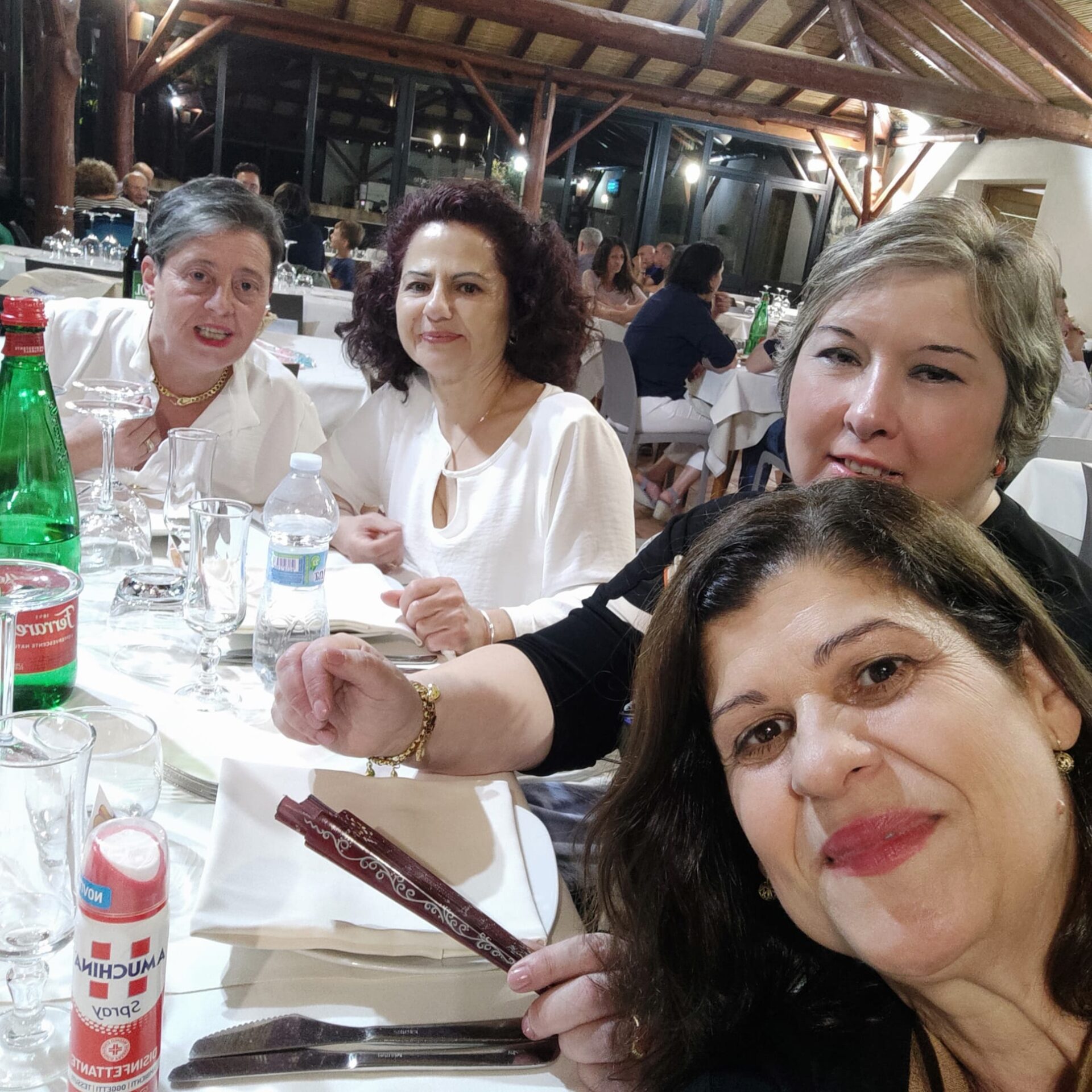 BELPASSO. COMPAGNI DI SCUOLA SI RITROVANO DOPO 49 ANNI