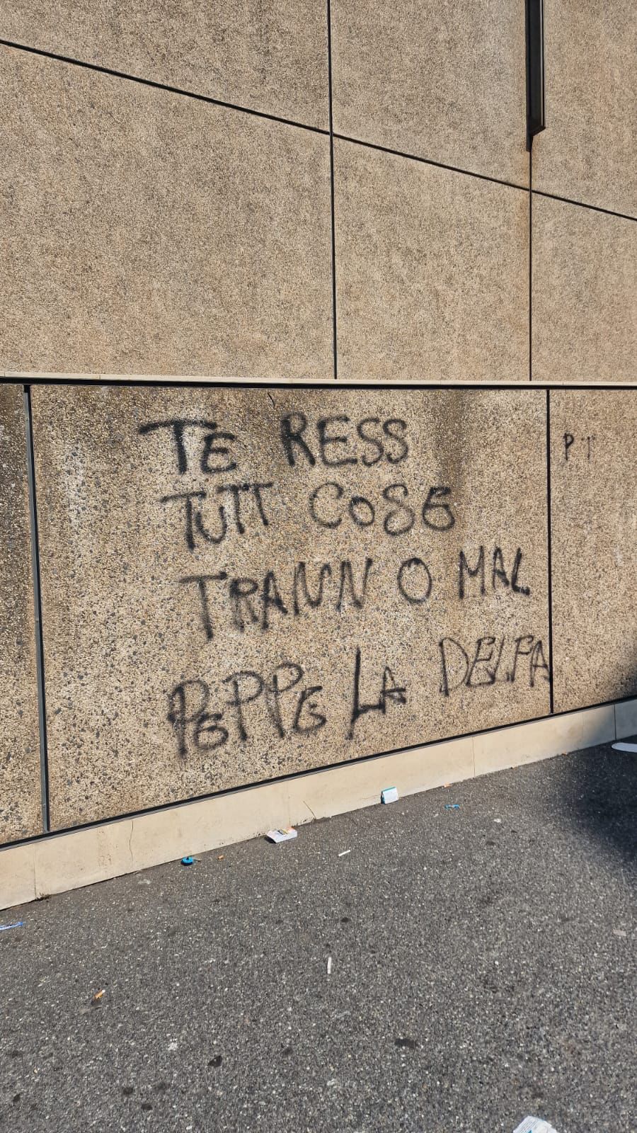 PATERNO'. ATTI VANDALICI CONTRO L'EDIFICIO DELLA PARROCCHIA SPIRITO SANTO E IL MURALES DEL GRUPPO SCOUT