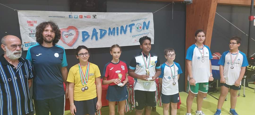 STREPITOSI RISULTATI PER LE RACCHETTE PATERNÒ AI CAMPIONATI REGIONALI SICILIANI UNDER E JUNIOR 2023 DI BADMINTON