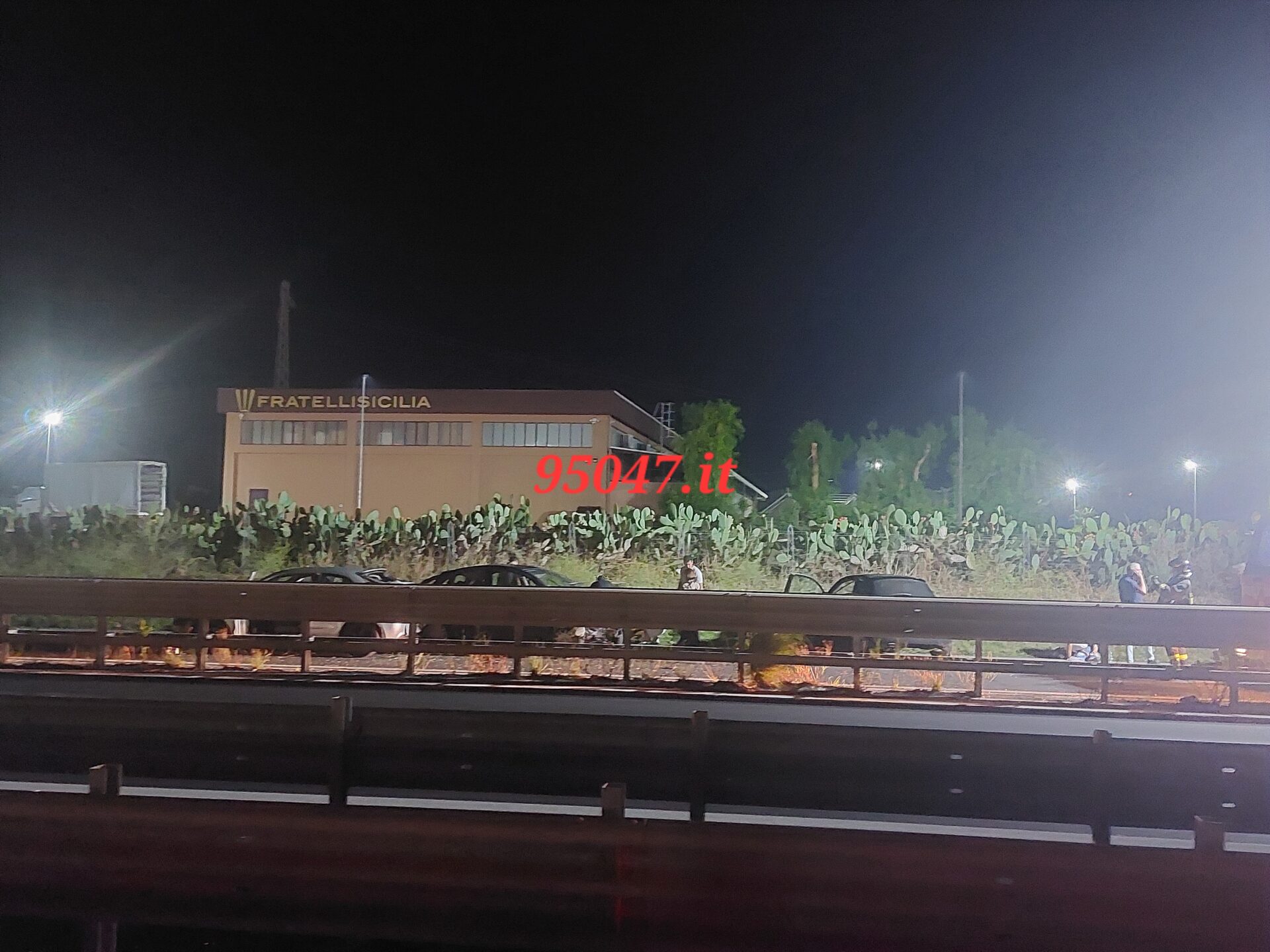 GRAVE INCIDENTE SULLA SS121, 4 FERITI. STRADA CHIUSA