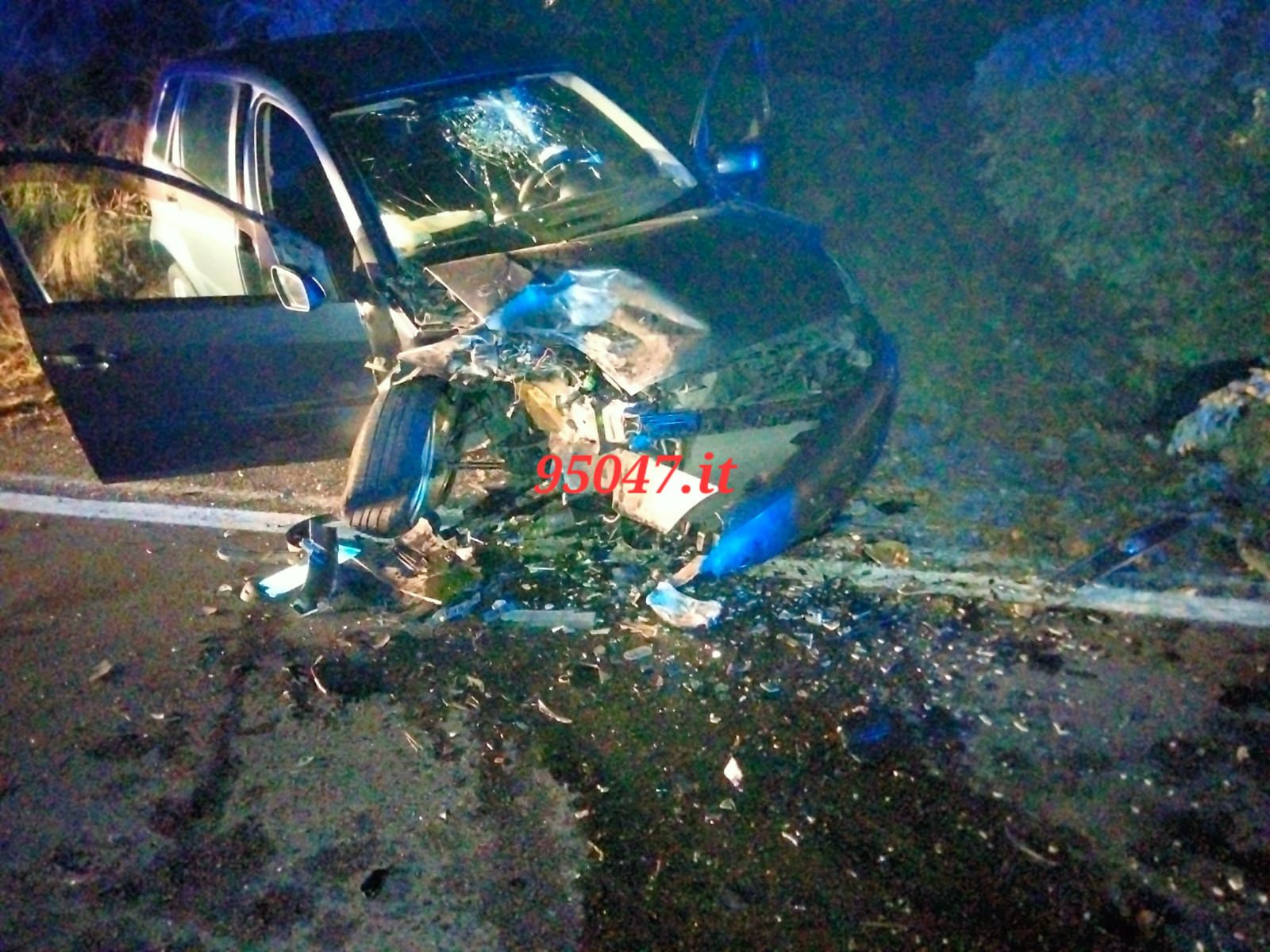 GRAVE INCIDENTE STRADALE LUNGO LA SP160 LA RAGALNA NICOLOSI. DUE FERITI