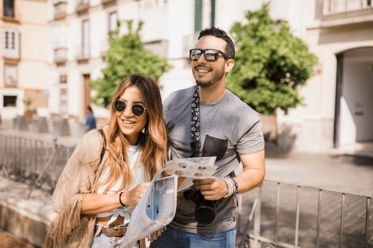 Consigli per i viaggiatori economici: come viaggiare con un budget limitato. Consigli per trovare biglietti, alloggi e cibo a basso costo - 