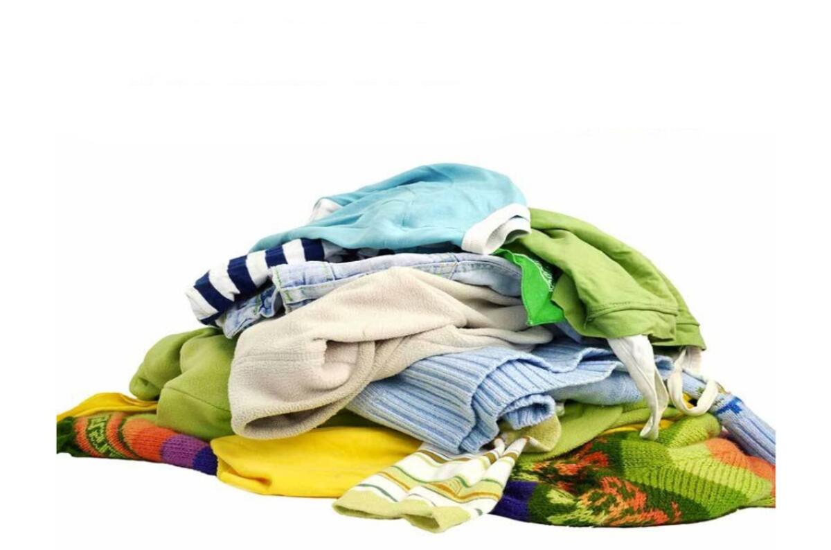 PATERNO'. OGGI RACCOLTA DI ABITI USATI IN PIAZZA UMBERTO A CURA DELLA MISERICORDIA - 