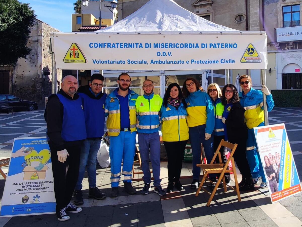 MISERICORDIA PATERNÒ, GRANDE ADESIONE PER LA RACCOLTA ABITI USATI - 