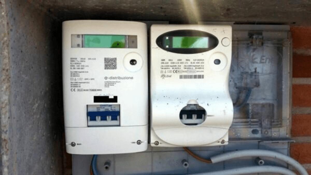 CONTROLLI CONTRO IL FURTO DI ENERGIA A PATERNÒ: DENUNCIATI TRE PERSONE PER ALLACCI ABUSIVI - 