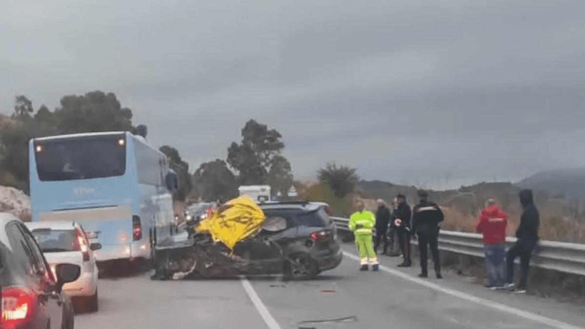 SCONTRO TIR AUTO,  UN MORTO SULLA RAGUSA – CATANIA - 