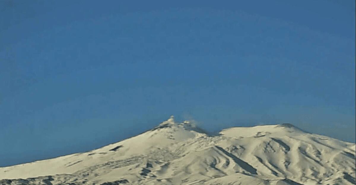 INCREMENTO DELL'ATTIVITÀ VULCANICA DELL'ETNA: PASSAGGIO ALLERTA DA "ATTENZIONE" A PREALLARME - 