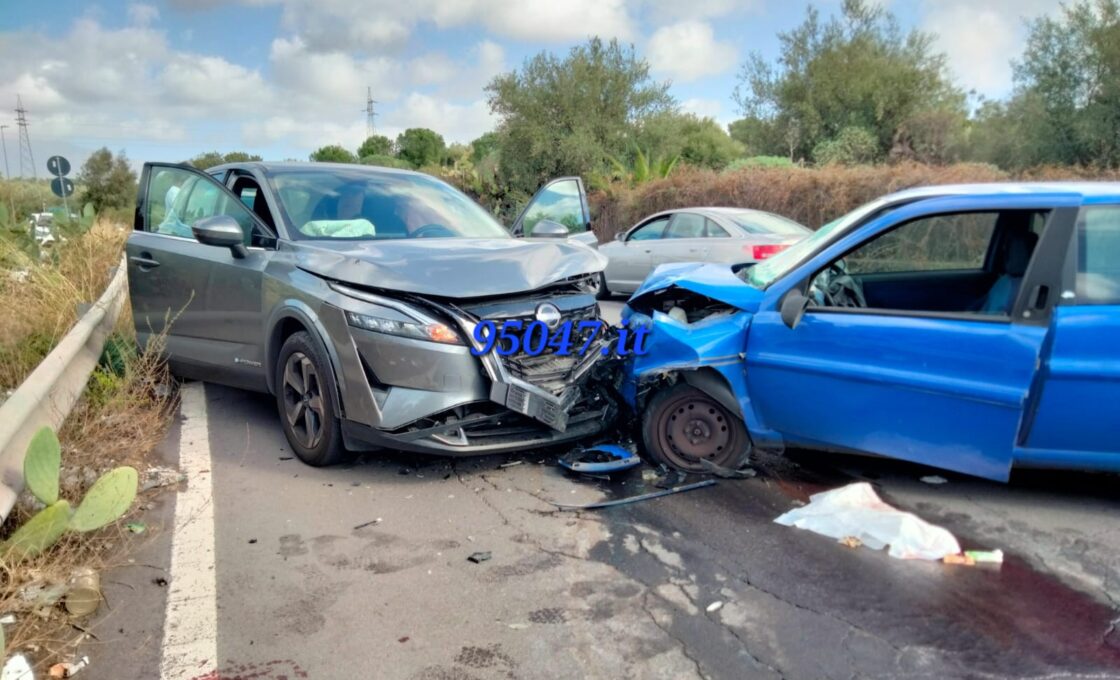 GRAVE INCIDENTE STRADALE A BELPASSO: QUATTRO FERITI IN VIOLENTA COLLISIONE TRA DUE AUTOVETTURE