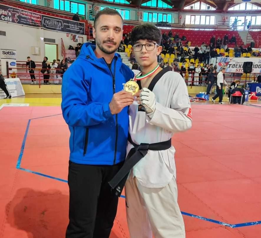 TAEKWONDO MARLETTA IN SICILIA: 5 MEDAGLIE D'ORO, MAESTRO TONY MARLETTA - L'ARTEFICE DI SUCCESSI RADIANTI