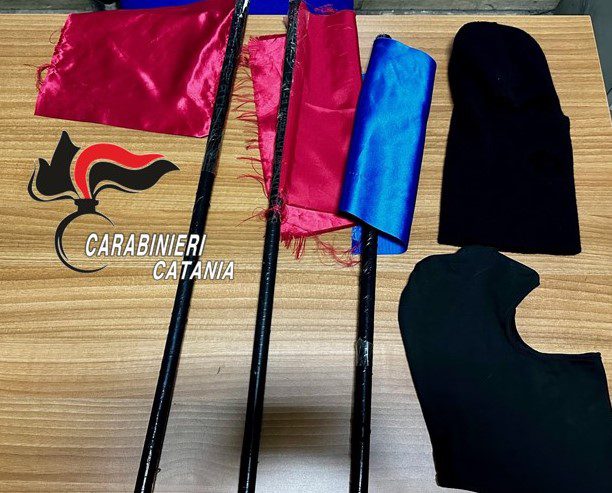 PATERNÒ.SASSI CONTRO IL BUS DELLA SQUADRA RIVALE: TRE GIOVANI DENUNCIATI