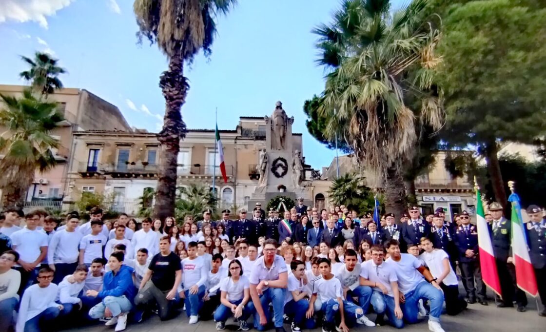 FESTA DELLE FORZE ARMATE, A PATERNO' UNA CERIMONIA RICORDA I CADUTI