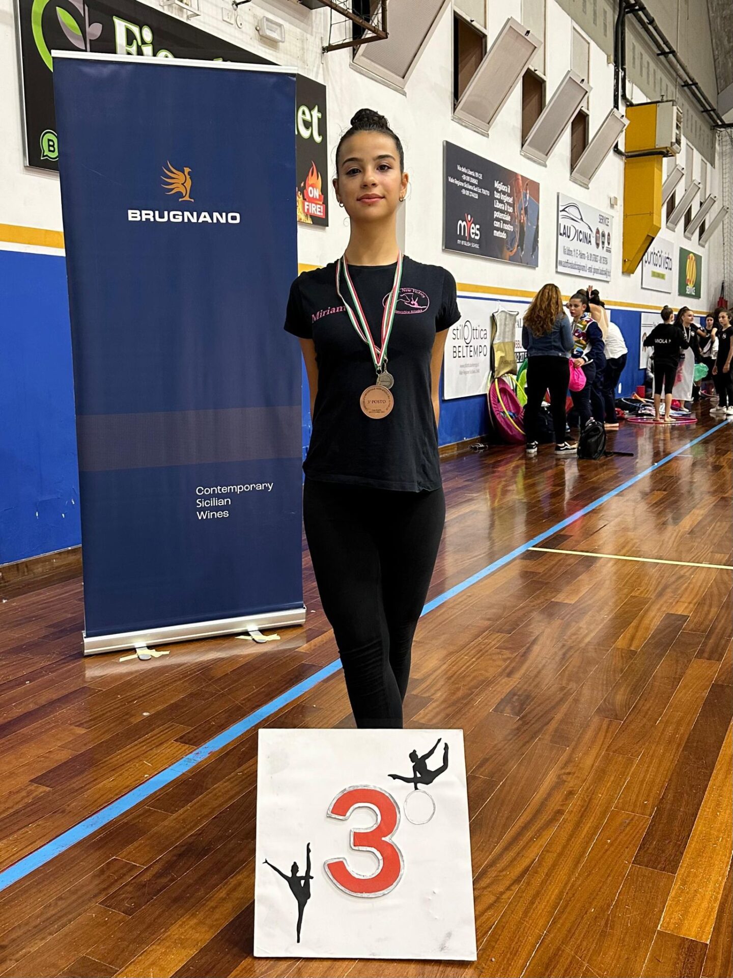 LA SOCIETÀ NEW VICTORY DI PATERNÒ ECCELLE AL CAMPIONATO REGIONALE DI GINNASTICA RITMICA