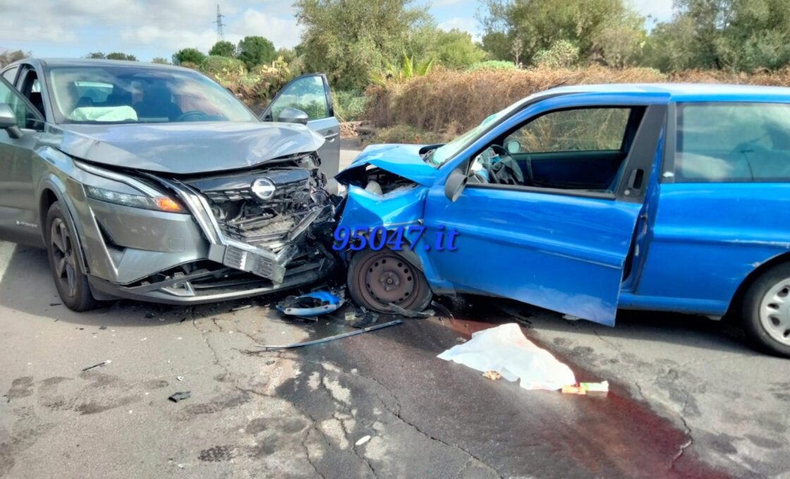 GRAVE INCIDENTE STRADALE A BELPASSO: QUATTRO FERITI IN VIOLENTA COLLISIONE TRA DUE AUTOVETTURE