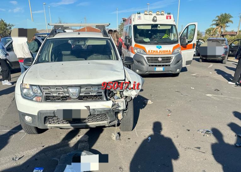 PATERNO': INCIDENTE MORTALE A TRE FONTANE, MORTO 17ENNE