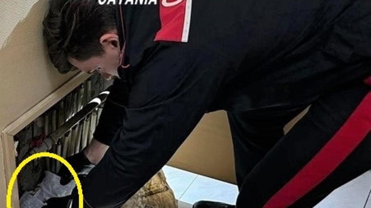 MOTTA SANT’ANASTASIA. AI DOMICILIARI MA CON DROGA SINTETICA E“TRADIZIONALE”: 3 CITTADINI DI NAZIONALITÀ CINESE ARRESTATI DAICARABINIERI. - 