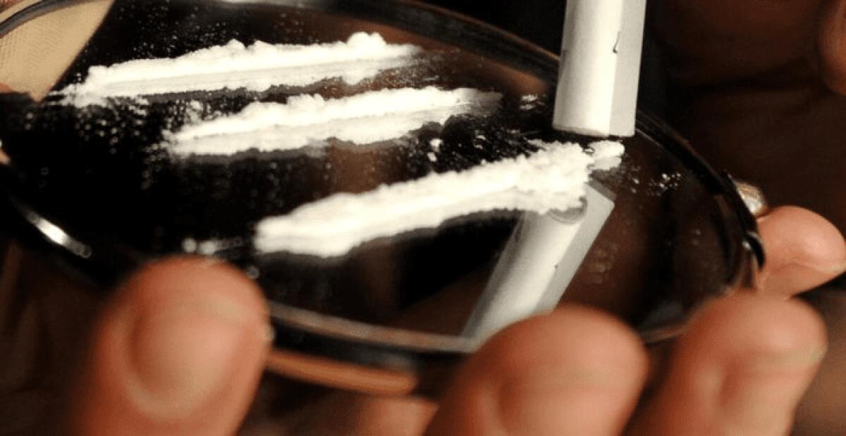 CALTANISSETTA. COCAINA TAGLIATA COL VELENO PER LE FORMICHE, RAGAZZA IN OSPEDALE - 