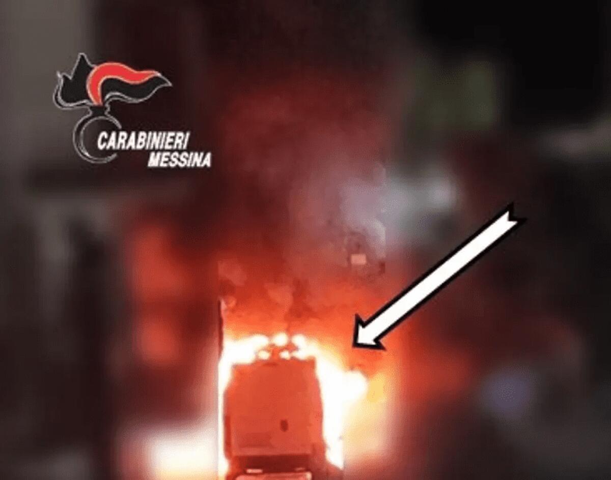BRUCIA IL FURGONE AD IMPRENDITORE PERCHÉ NON AVEVA SALDATO UN DEBITO: ARRESTATO - 