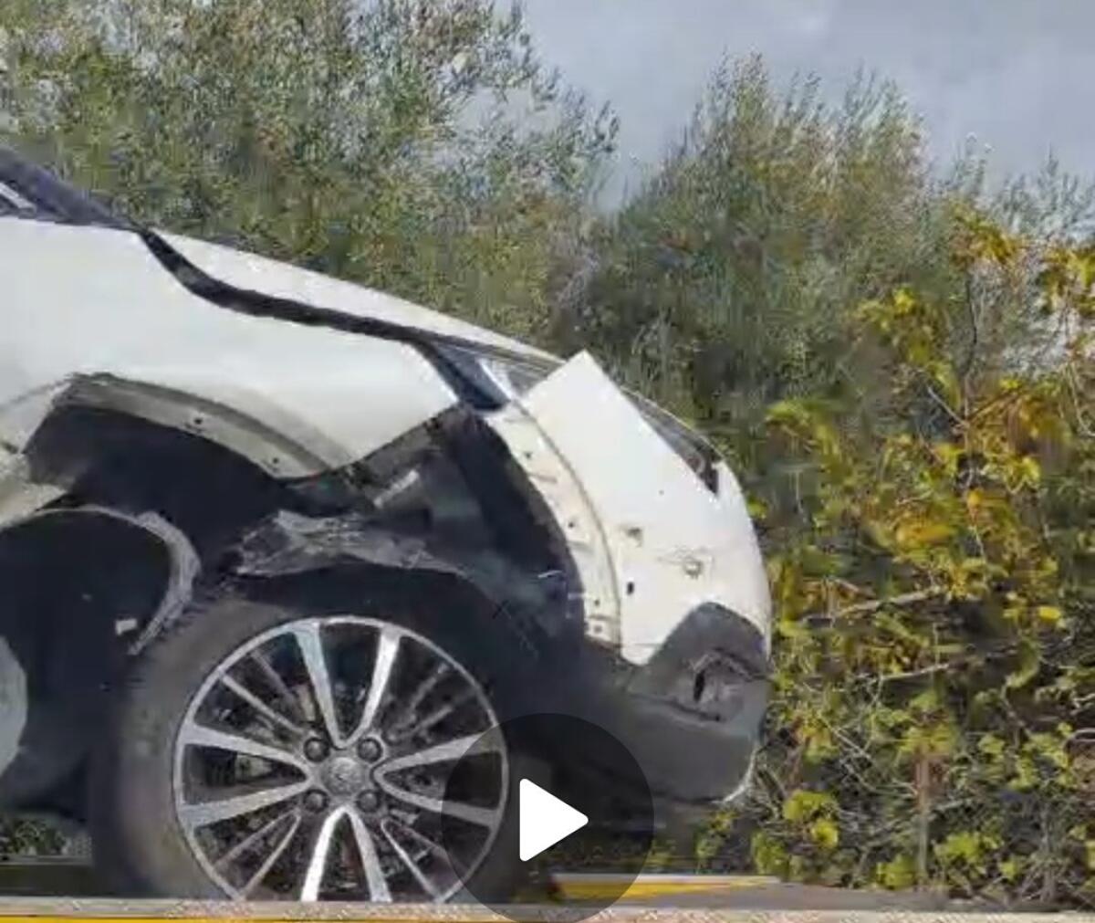 INCIDENTE A SANTA MARIA DI LICODIA,  FERITA CONDUCENTE - 