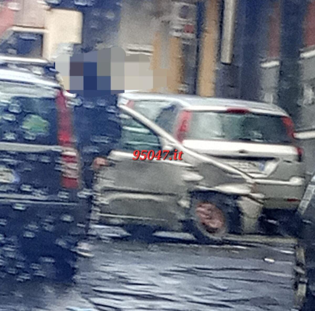 PATERNÒ. INCIDENTE IN VIA GOFFREDO MAMELI - 