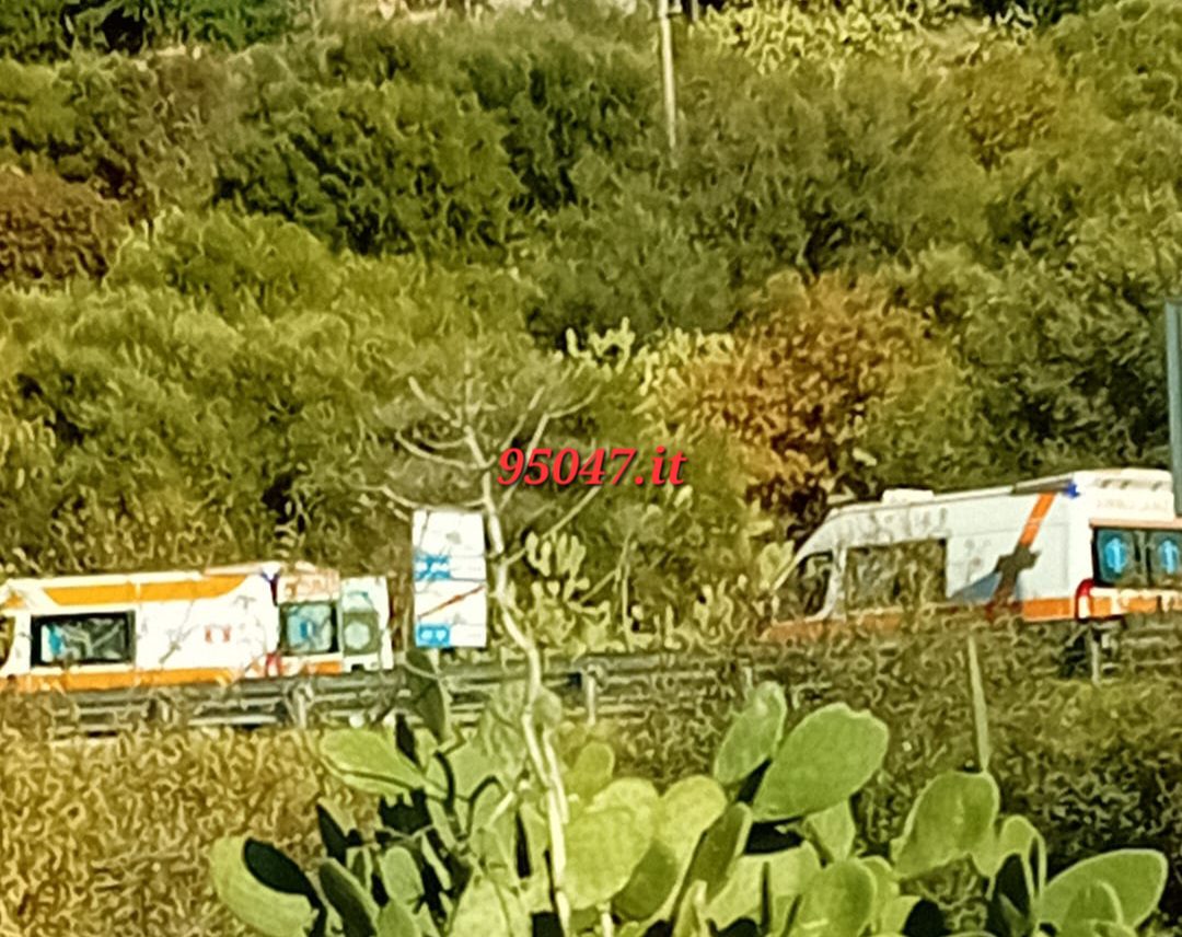 GRAVE INCIDENTE NEI PRESSI DELLO SVINCOLO DI PATERNO', INTERVENTO DELL'ELISOCORSO