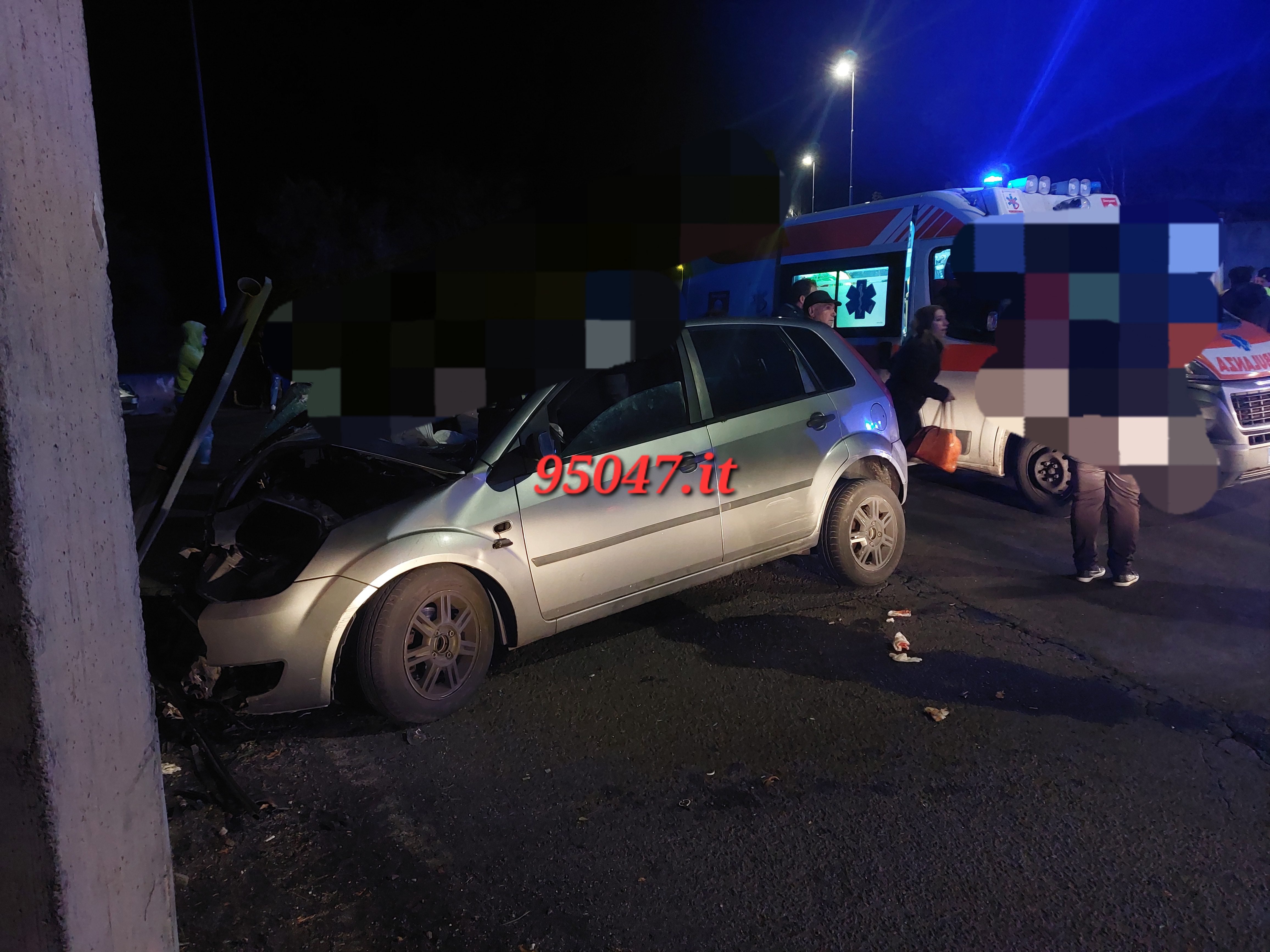 GRAVE INCIDENTE STRADALE IERI SERA A BIANCAVILLA, TRE FERITI