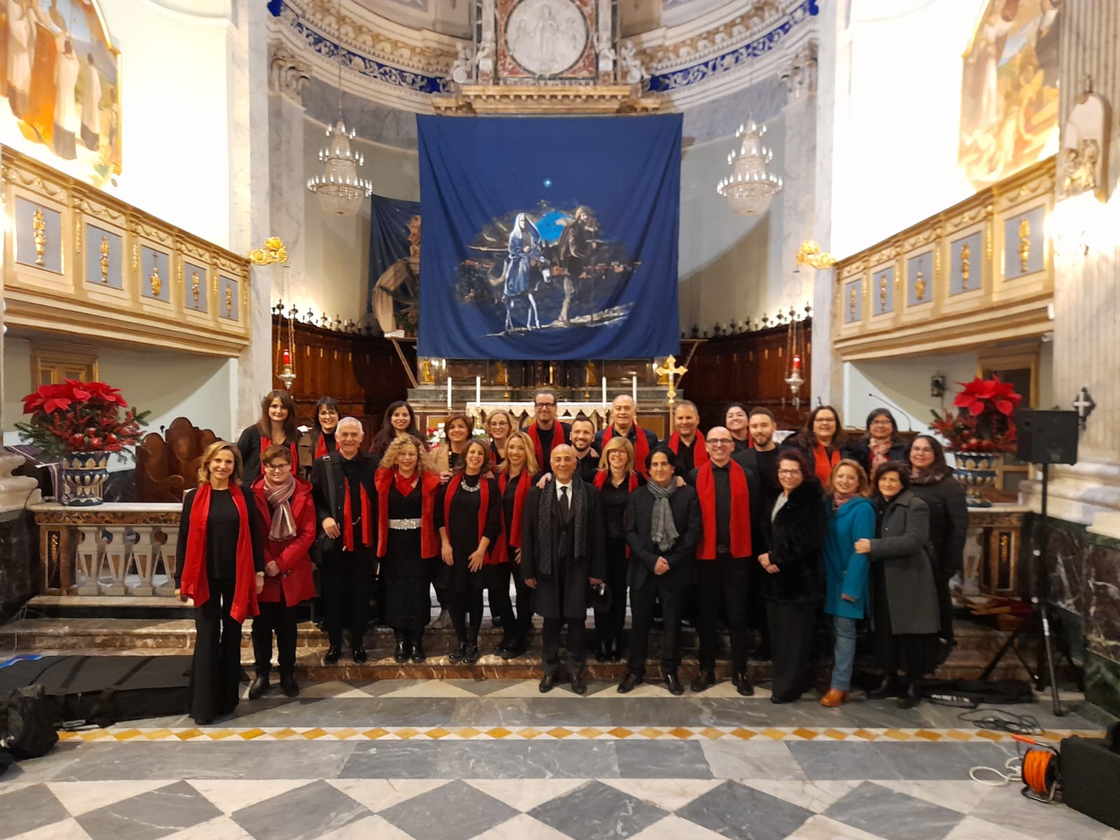 MAGICO CONCERTO DI NATALE ALL'INSEGNA DELL'ARMONIA DELL'IC DON MILANI DI PATERNÒ