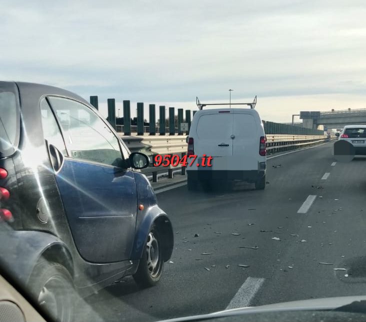 INCIDENTE SULLA SUPERSTRADA 121, SCONTO TRA DUE MEZZI: CODE E DISAGI
