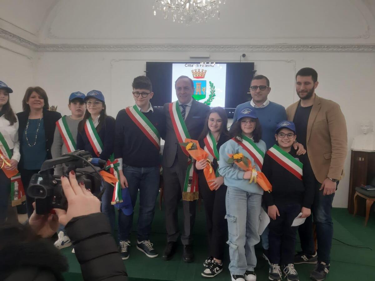 RICCARDO BARBAGIOVANNI ELETTO BABY SINDACO METROPOLITANO DELLE SCUOLE PATERNESI - 