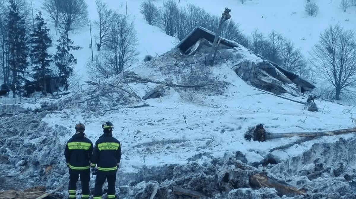 HOTEL RIGOPIANO, 7 ANNI FA LA VALANGA CHE PROVOCÒ 29 MORTI - 