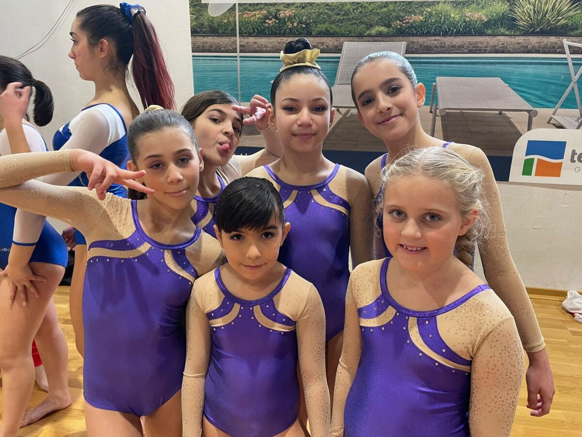 SUCCESSO PER LE ATLETE DELLA SOCIETÀ SPORTIVA DILETTANTISTICA URBAN BOX CROSS TRAINING DI PATERNÒ - 