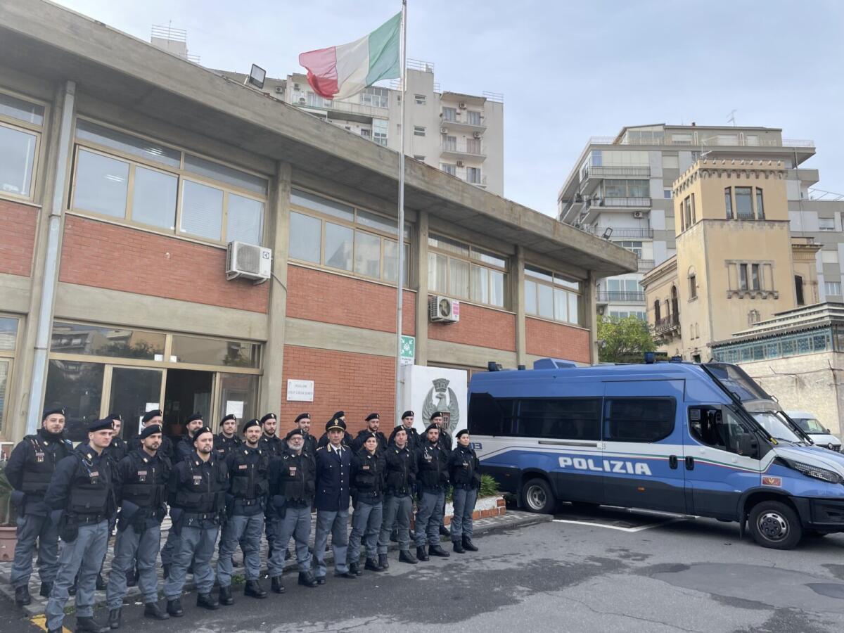 A CATANIA 24 NUOVI AGENTI DELLA POLIZIA DI STATO - 