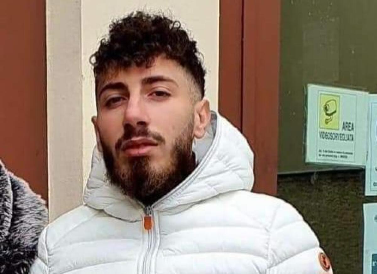 È IL 22 ENNE PLACIDO SANTI DI BIANCAVILLA LA VITTIMA DELL’INCIDENTE DI IERI SULLA STRADA CAVALIERE BOSCO - 