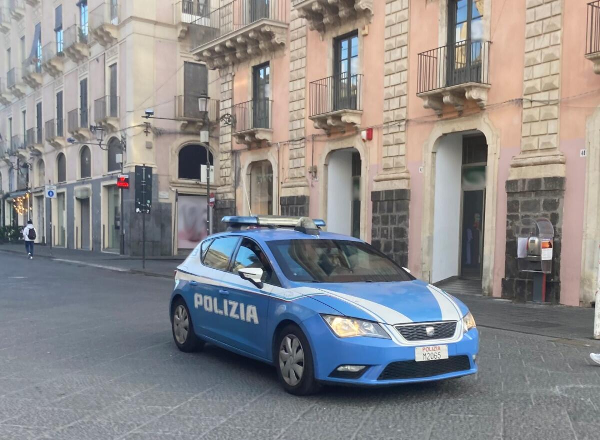 CATANIA. TENTA IL FURTO IN UN SUPERMERCATO, 32ENNE SENZA FISSA DIMORA DENUNCIATA - 