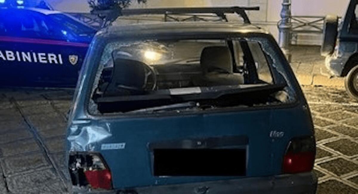 PEDARA. MALVIVENTI UTILIZZANO AUTO RUBATA COME ‘ARIETE’: SVENTATO FURTO CON “SPACCATA” - 