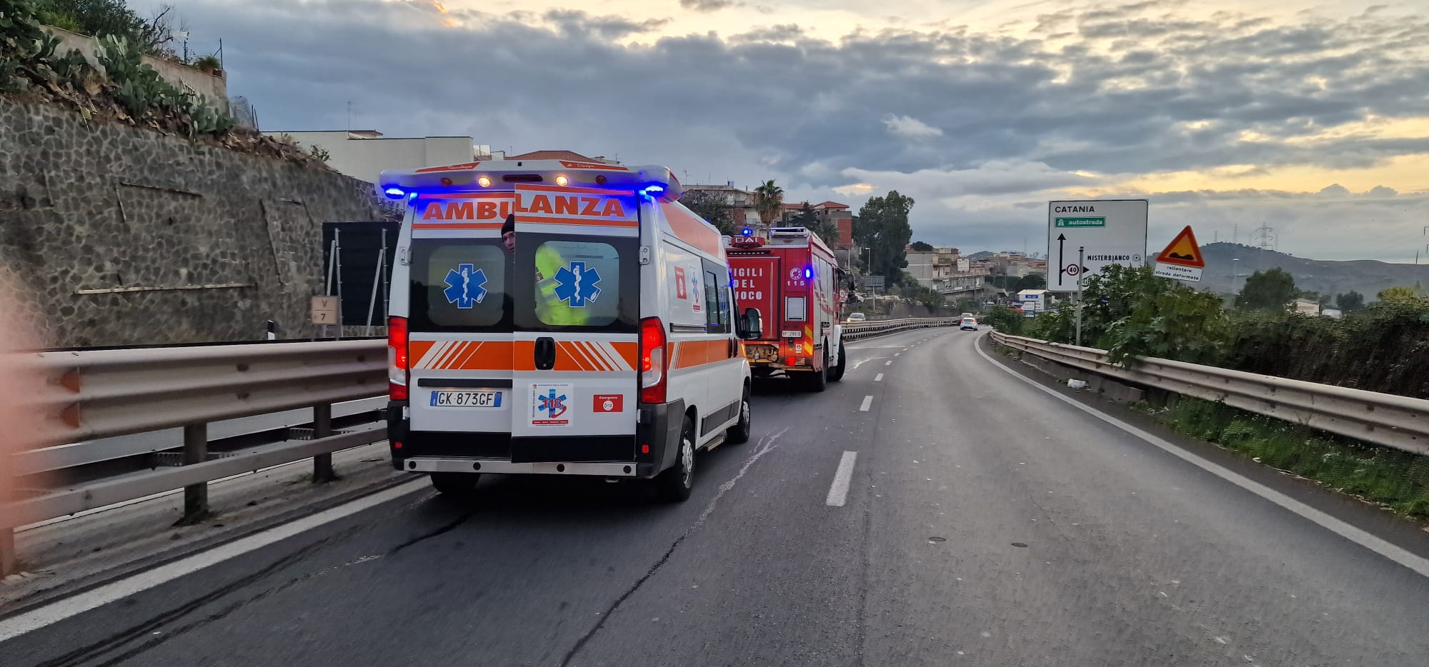 INCIDENTE QUESTA MATTINA SULLA SUPERSTRADA 121: GIORNATA DI DISAGI E LUNGHE CODE IN DIREZIONE CATANIA