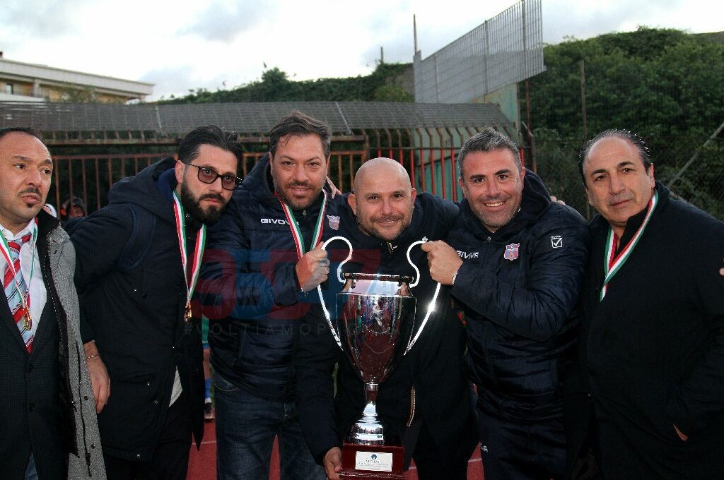 PATERNO’ CALCIO: PER LA PRIMA VOLTA PORTA A CASA LA COPPA ITALIA DI ECCELLENZA – LE FOTO