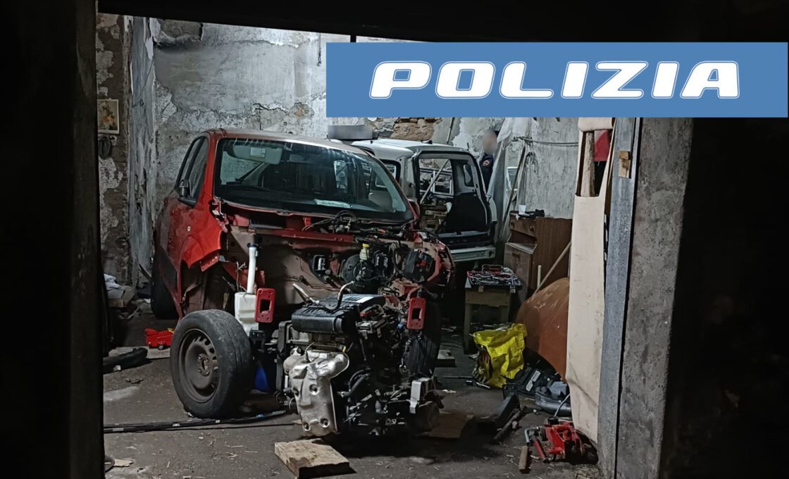 SCOPERTO A CATANIA UN DEPOSITO DI AUTO E MOTO RUBATE: C’ERANO ANCHE LE ATTREZZATURE PER SMONTARLE
