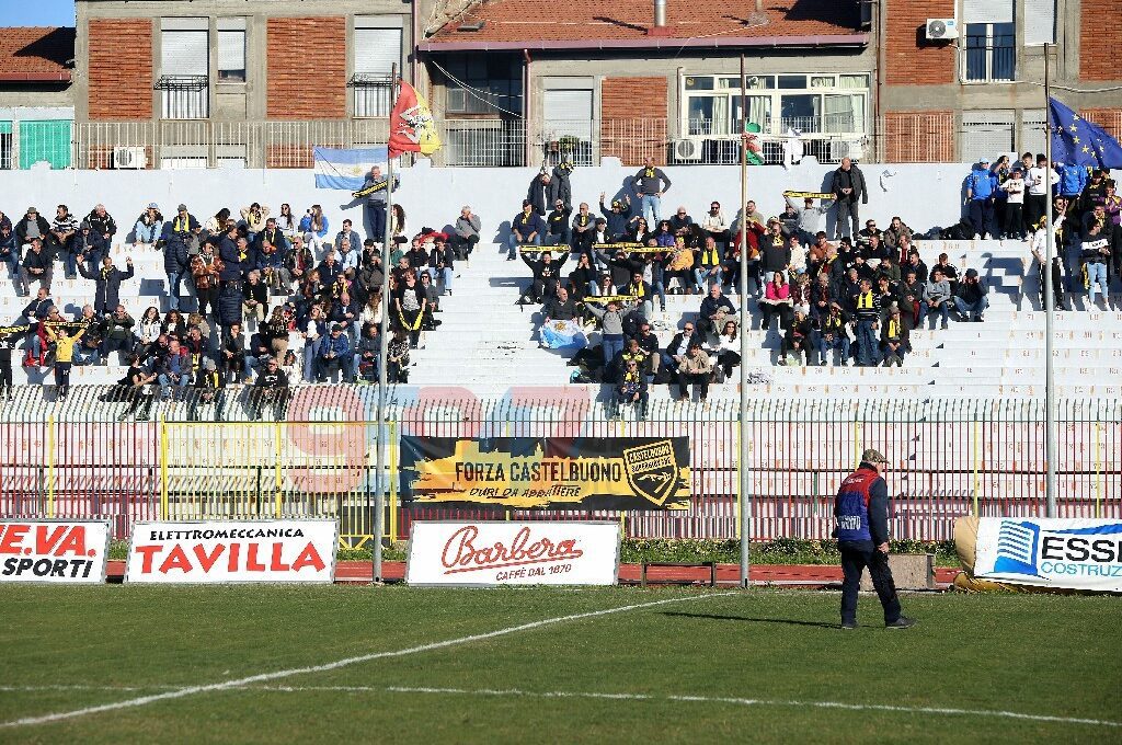 PATERNO’ CALCIO: PER LA PRIMA VOLTA PORTA A CASA LA COPPA ITALIA DI ECCELLENZA – LE FOTO