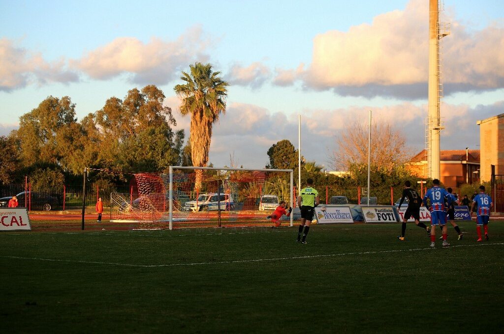 PATERNO’ CALCIO: PER LA PRIMA VOLTA PORTA A CASA LA COPPA ITALIA DI ECCELLENZA – LE FOTO