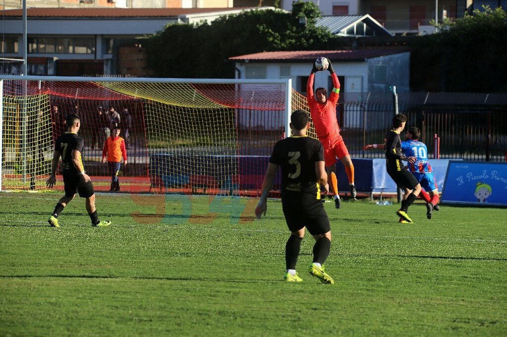 PATERNO’ CALCIO: PER LA PRIMA VOLTA PORTA A CASA LA COPPA ITALIA DI ECCELLENZA – LE FOTO