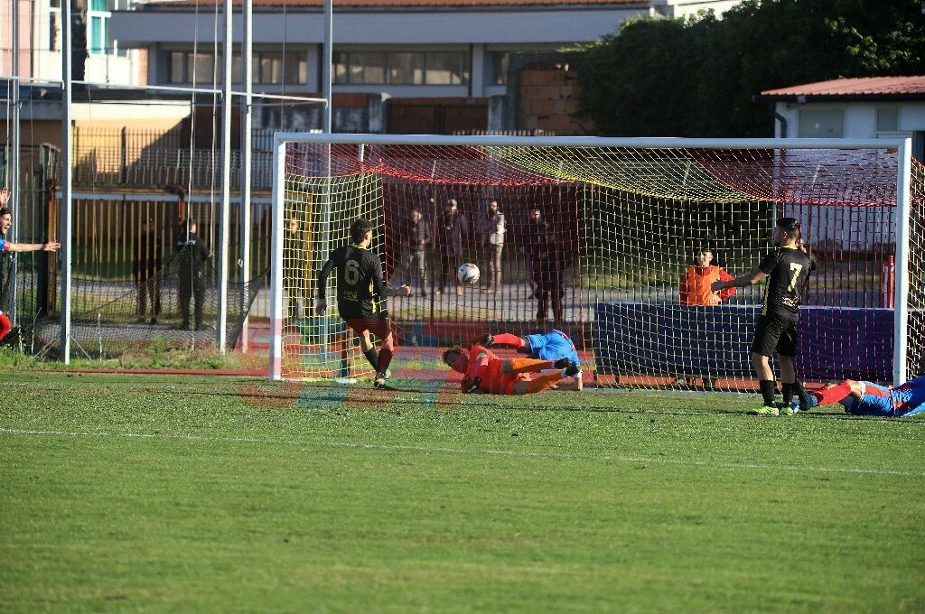 PATERNO’ CALCIO: PER LA PRIMA VOLTA PORTA A CASA LA COPPA ITALIA DI ECCELLENZA – LE FOTO