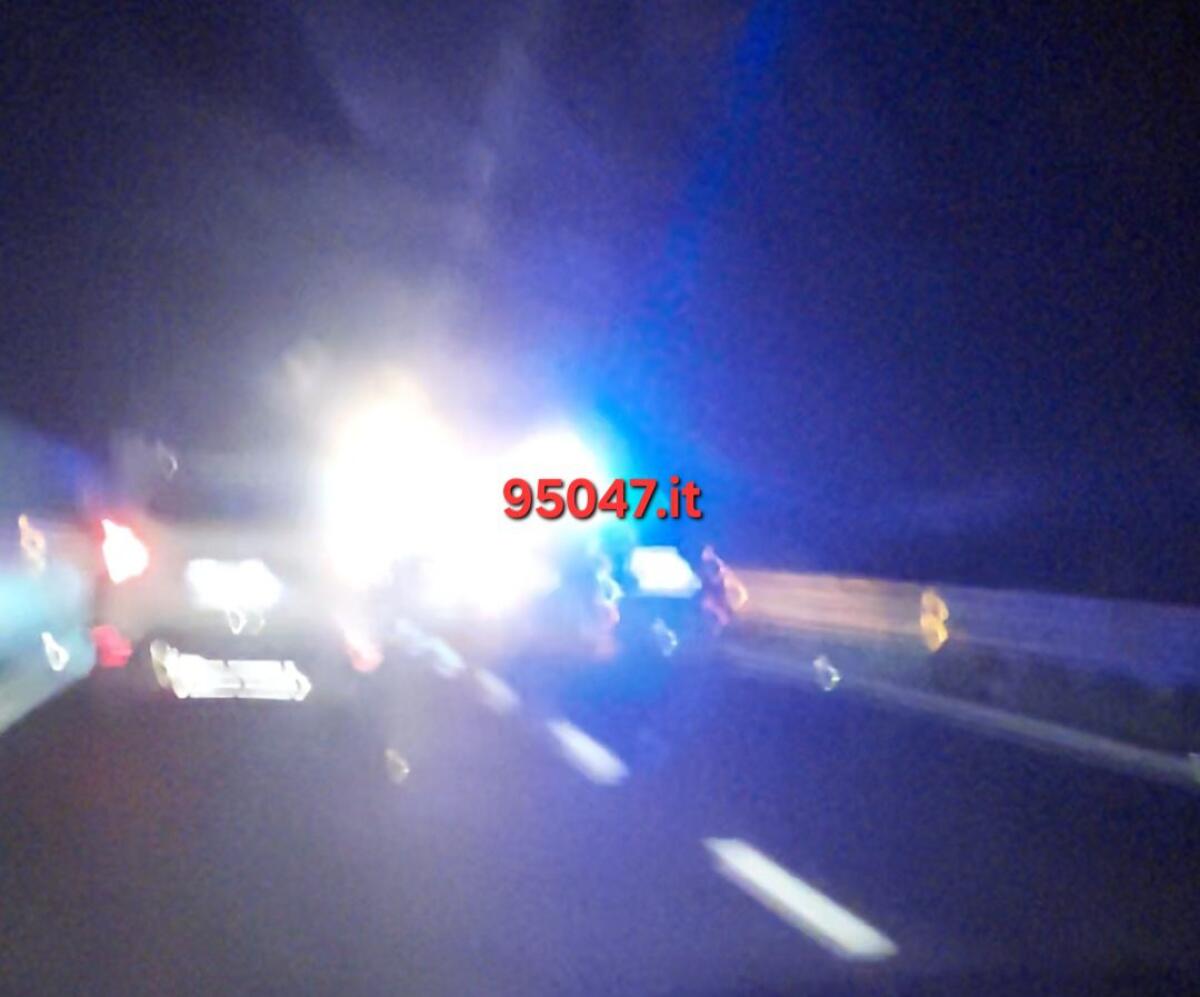 INCIDENTE SULLA SS121 NEI PRESSI SVINCOLO PALAZZOLO IN DIREZIONE PATERNÒ - 