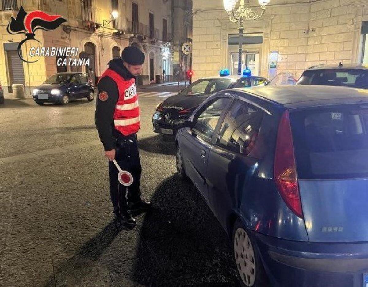 PATERNO'.  TRE  GIOVANI SEGNALATI IN PREFETTURA E SANZIONI AL CODICE DELLA STRADA PER 6MILA EURO - 